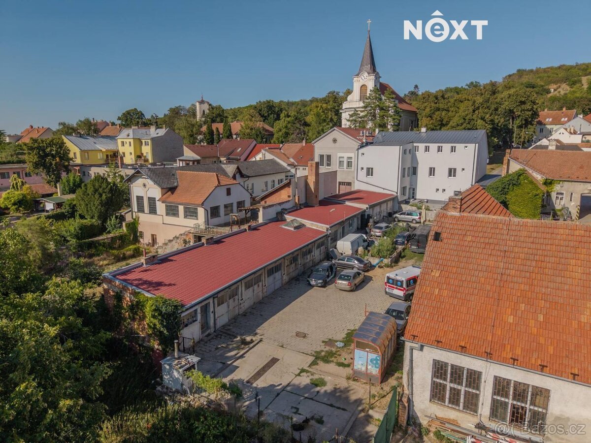 Prodej komerční Sklady, 240㎡