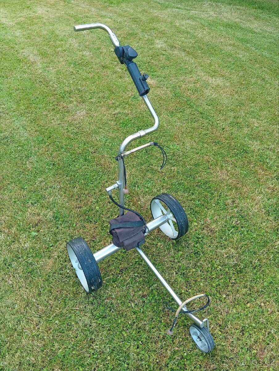 Elektrický golfový vozík titan