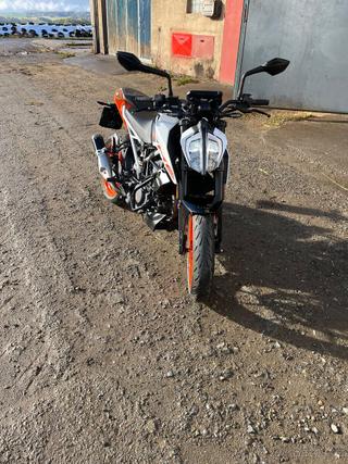 KTM Duke 125