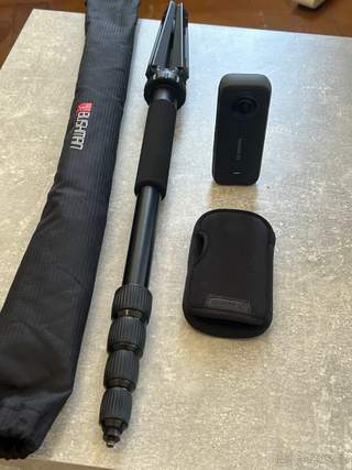 Insta360 X3 360° kamera s monopodem Bushman