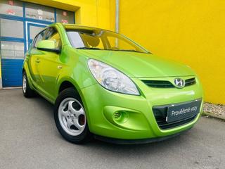 HYUNDAI i20 1.2 i BENZÍN NAJETO JEN 43 TIS KM ALU KOLA