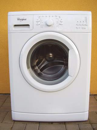 Zánovní pračka WHIRLPOOL s předním plněním