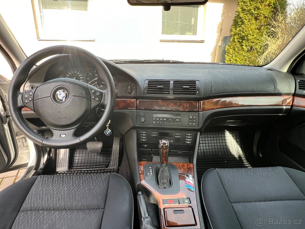 BMW 530d,E39,sedan,aut.převod.,mod – 2024, 20 000 km