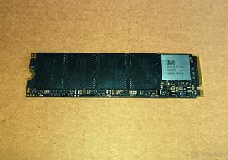 2TB NVMe PCIe 4.0 M.2 2280 100% stav 116 hodin