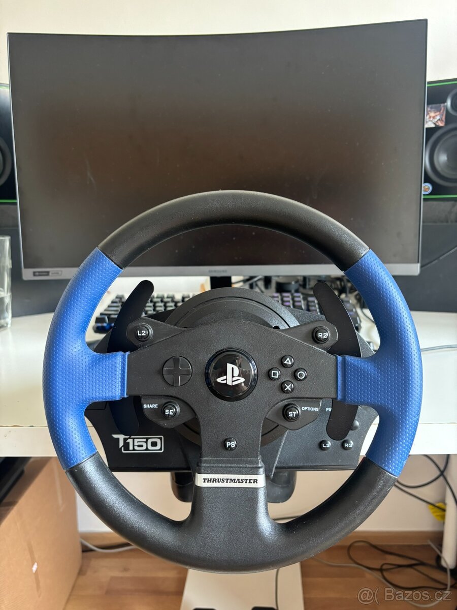 Herní volant Thrustmaster T150 + pedály