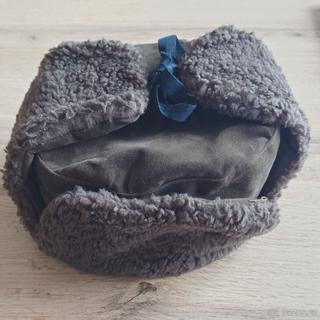 Ušanka výroby Nové Mesto n/Váhom