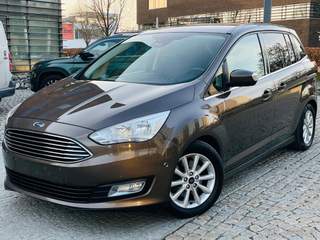 Ford Grand C-MAX 2.0TDCi MANUÁL 1.MAJITEL FACE VÝHŘEV TAŽNÉ
