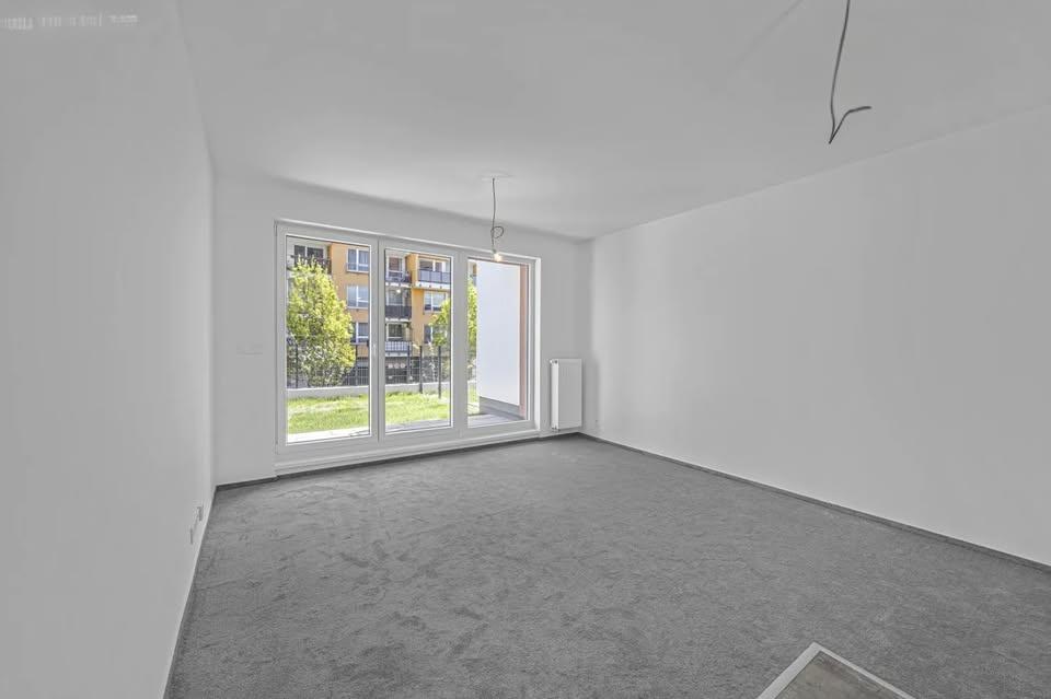 Metrážový koberec Barkotex (2,9x4m) cca 11,6m2 – NOVÝ, šedý,