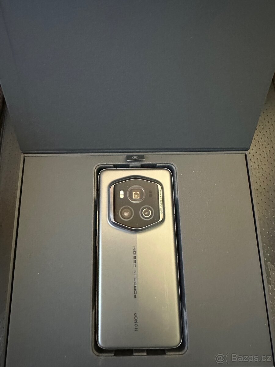 Honor 6 RSR Porsche design