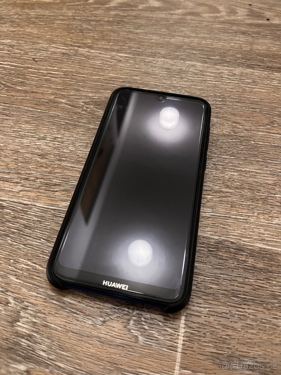 Huawei Y7 2019 – včetně nabíječky a krytu