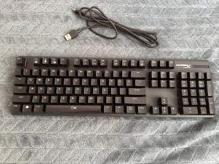Herní klávesnici Hyperx alloy origins Red
