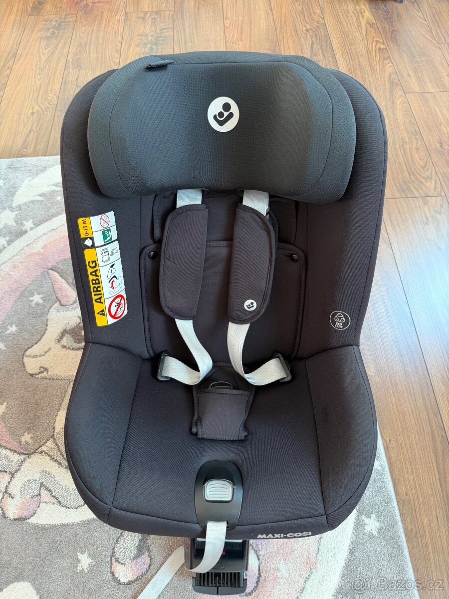 Maxi Cosi Mica i-size 360 otočná se základnou