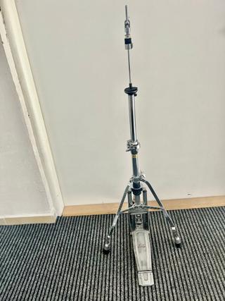 Pearl hi hat.