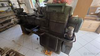 Soustruh TOS SV18