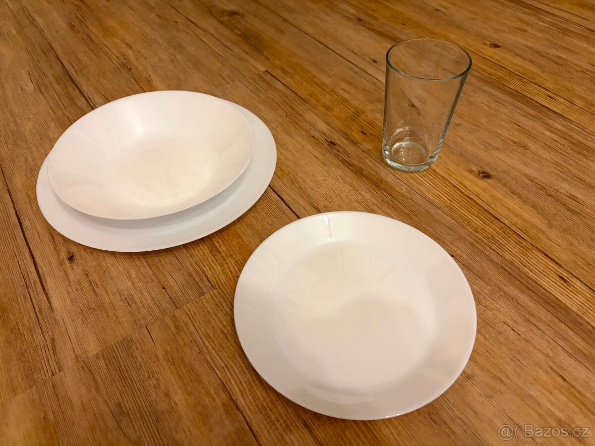 Nádobí IKEA