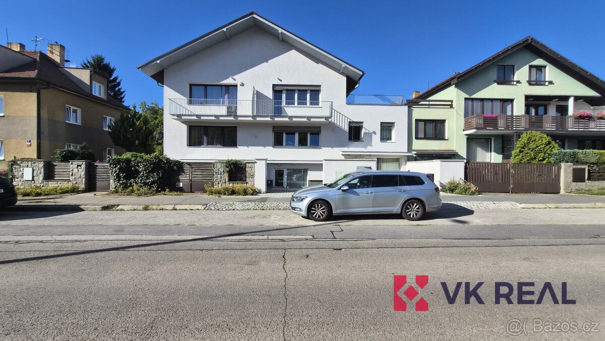 Pronájem nebytového / obchodního prostoru cca 75 m² – Praha