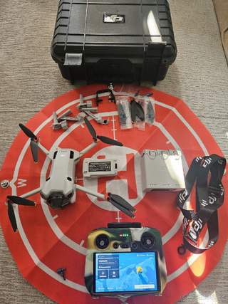 Dron DJI mini 4 pro