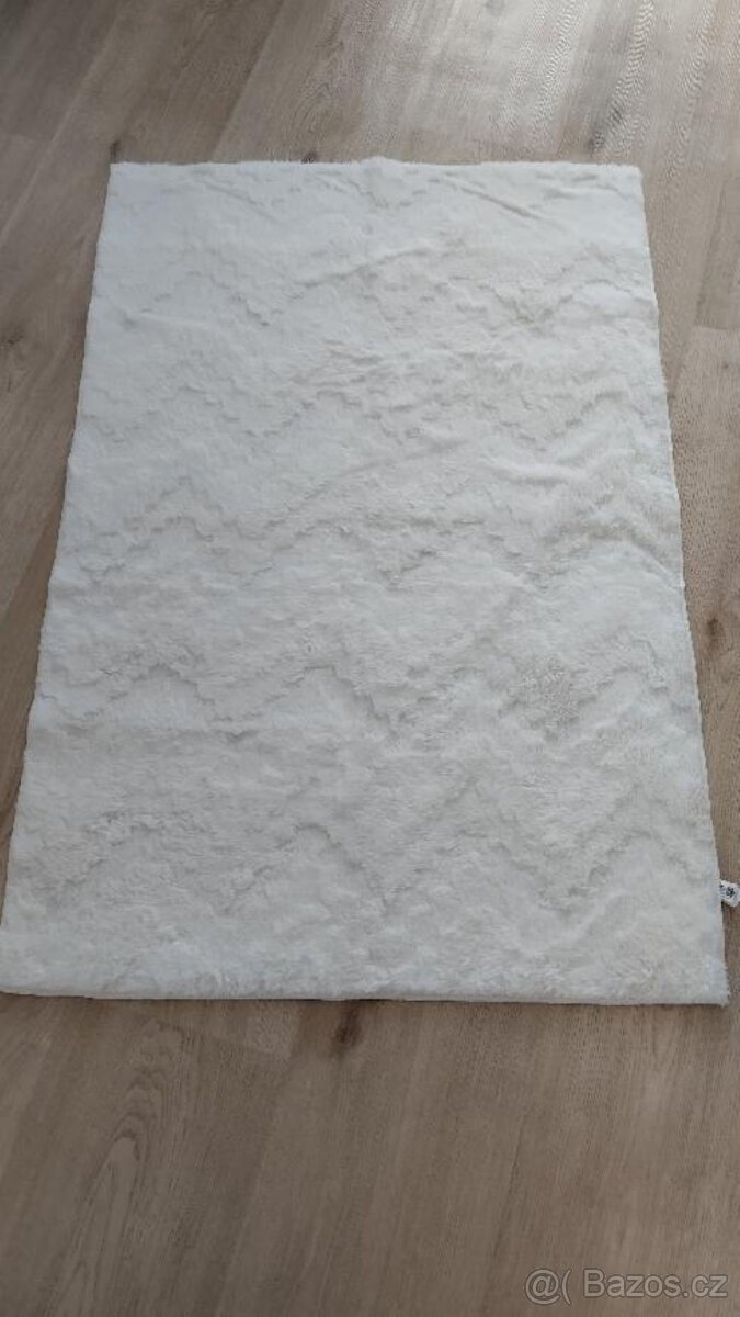 MĚKKÝ KOBEREC SE VZOREM vel.80X120 NOVÝ KRÉMOVÝ