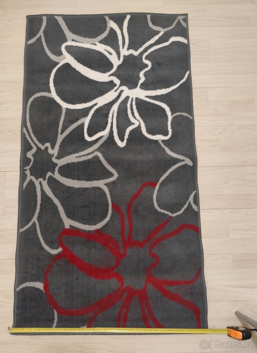 Koberec květiny 150x80cm