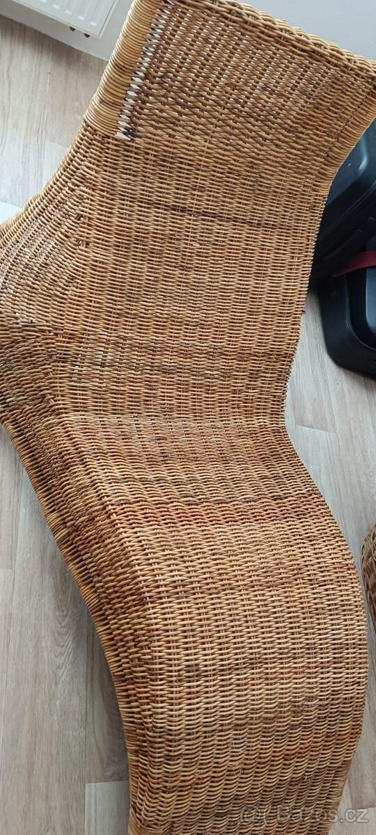 Ratanová lenoška IKEA