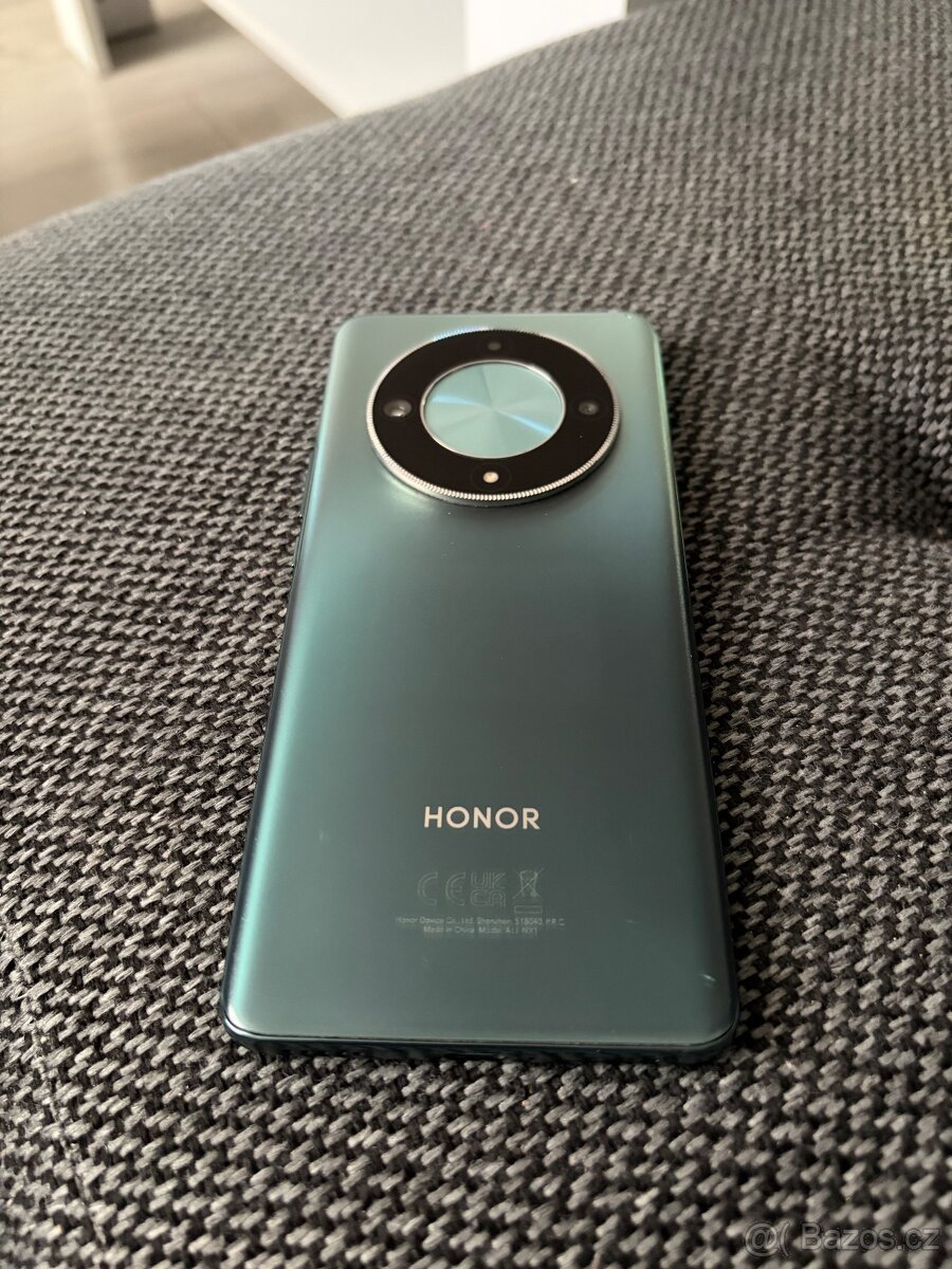 Honor magic 6 lite 5G 256 Gb baterie 5300 mAh vše funkční