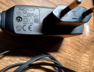 Nokia AC-8E