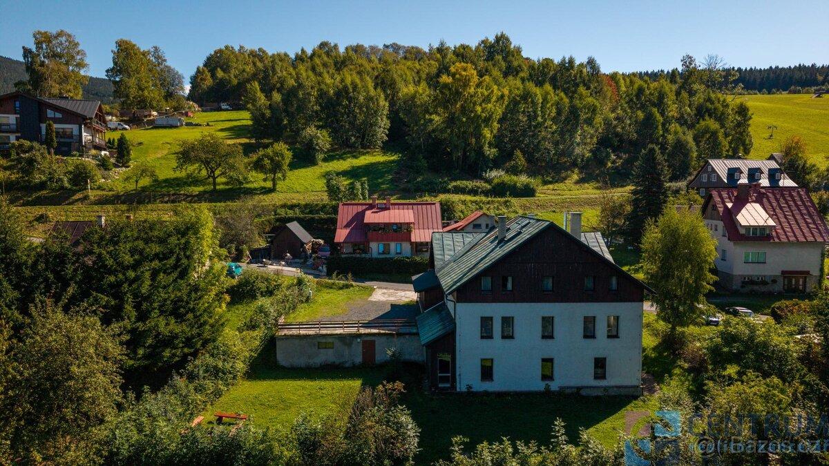 Prodej rekreační chalupy 373m2