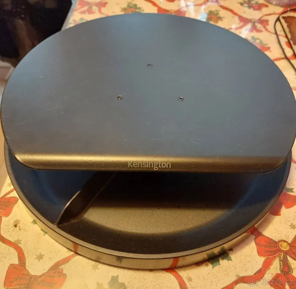 Podstavec pod monitor