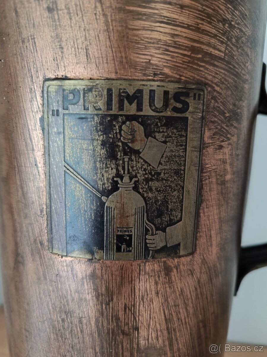 Starý hasící přístroj Primus