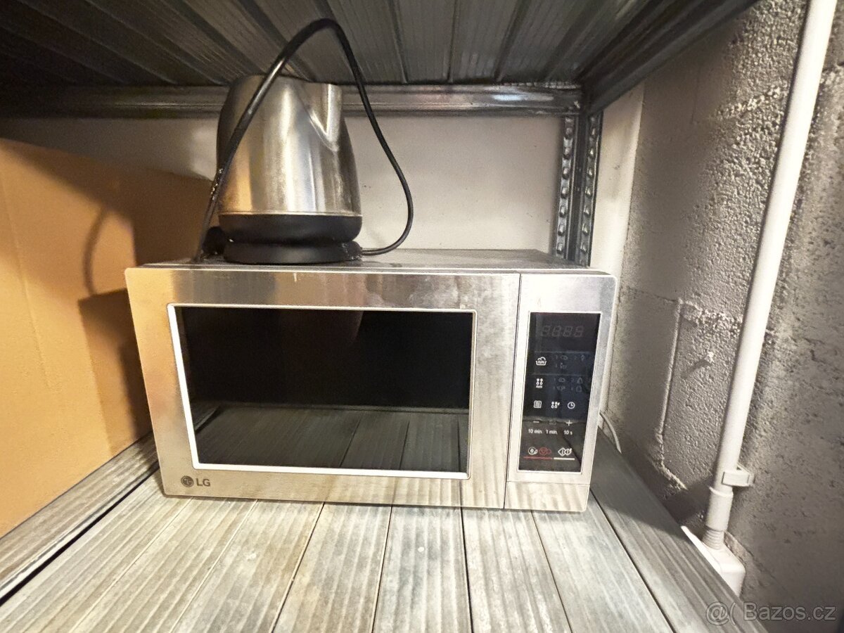 Mikrovlnná trouba LG MS2044V (takřka nepoužitá) + KONVICE ZD