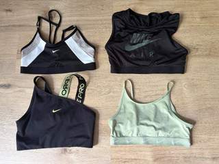 Sportovní podprsenky Nike