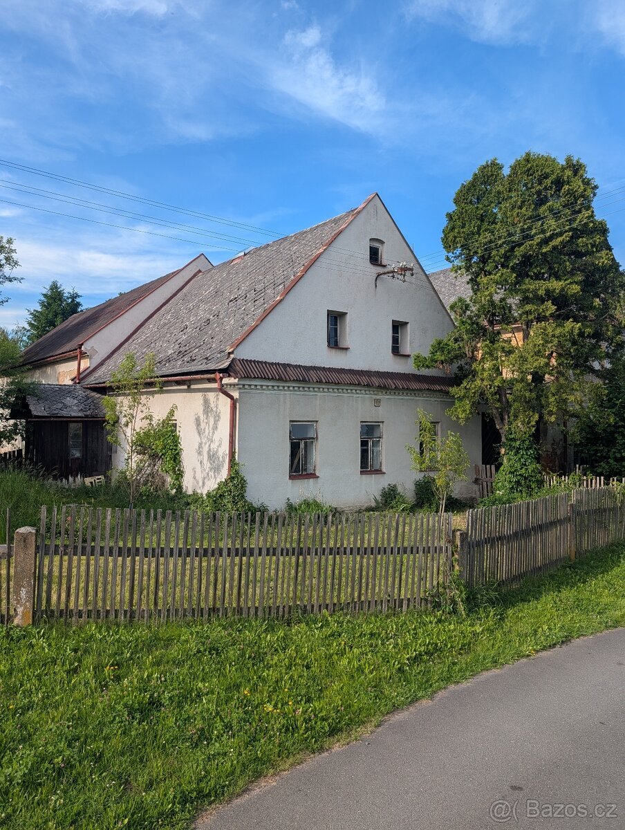 Komplex dvou rodinných domů