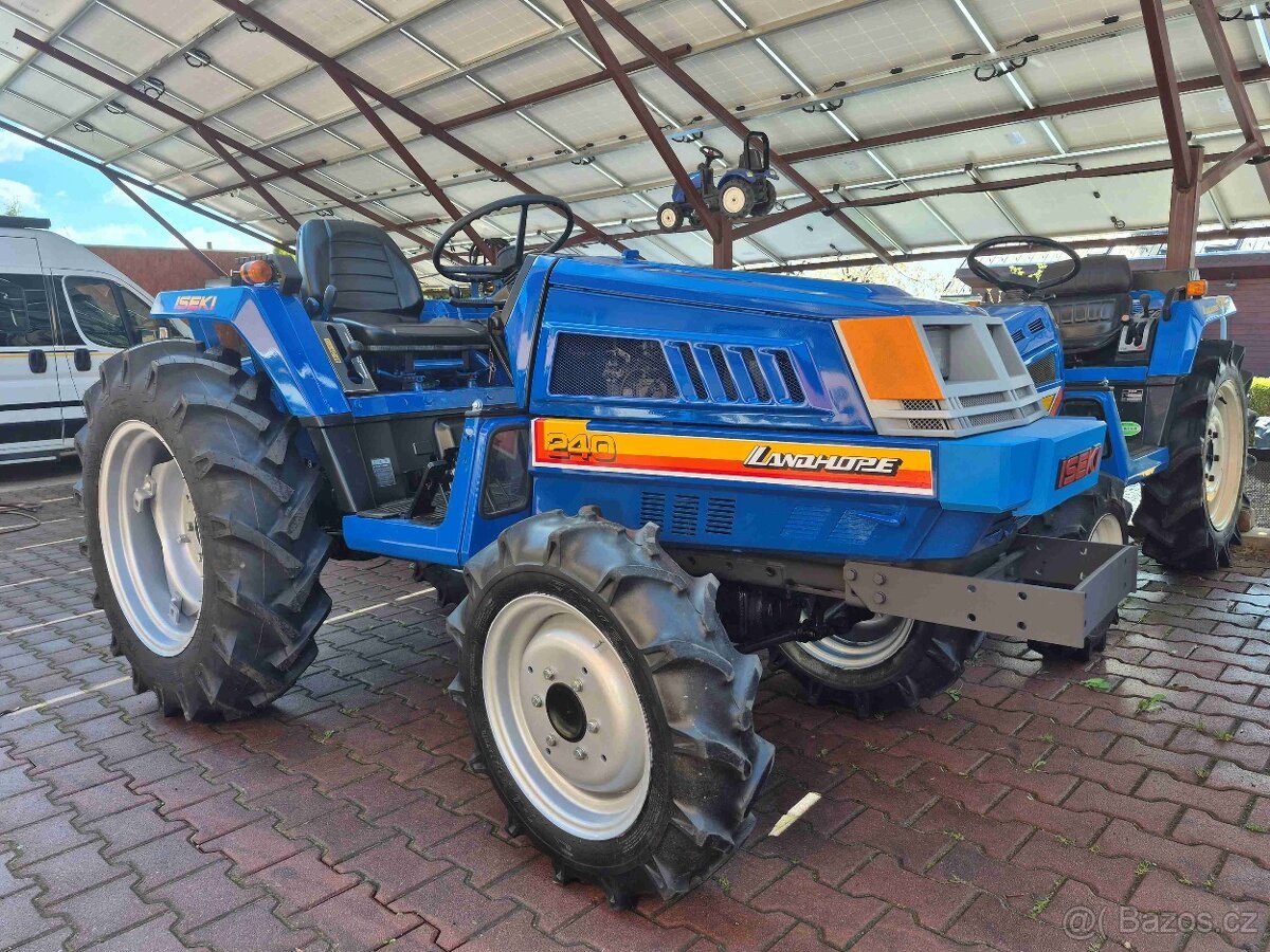 Malotraktor Iseki TU 240 F – 4x4,24 HP, Posilovač řízení