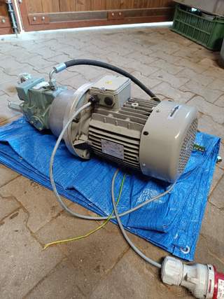 hydraulický agregát Yuken pístové čerpadlo 21 MPa, 2.2 kW