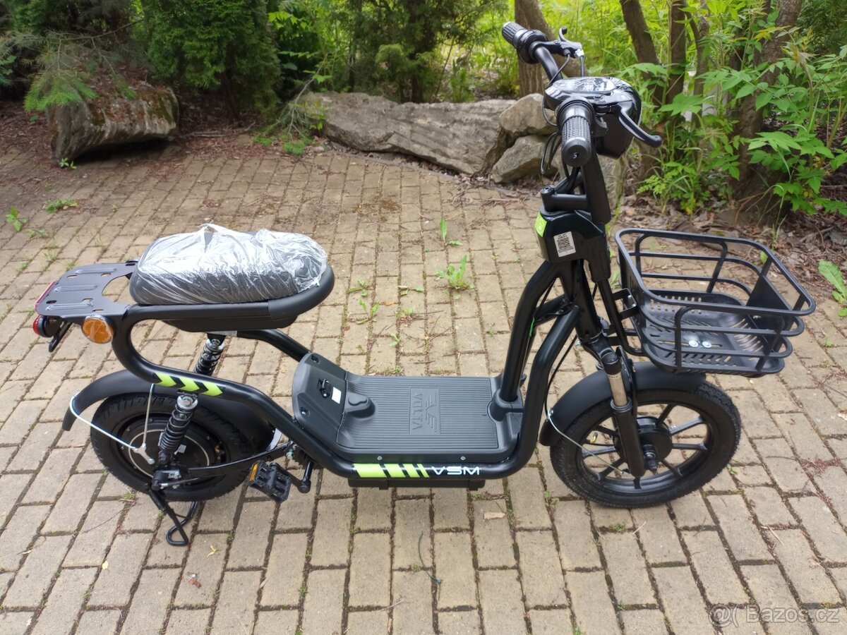 Elektrický moped , nový , jezděte NOVÝ