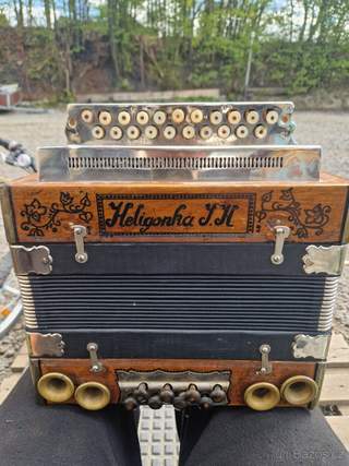 Heligonka Josef Hlaváček Louny