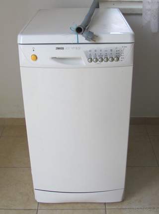 ÚZKÁ MYČKA NÁDOBÍ ZANUSSI 10SAD - A+