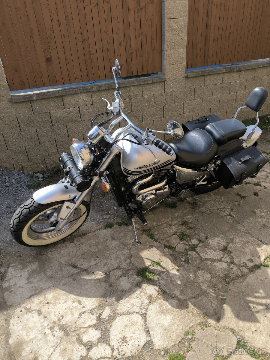 Suzuki VZ 800 Marauder