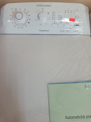 Pracka vrchem plněná Electrolux