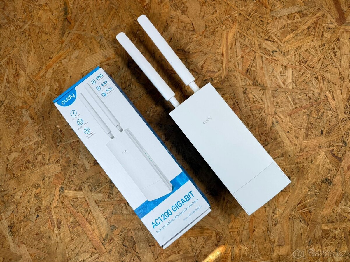 Přístupový bod CUDY AC1200 WiFi Gigabit Outdoor Access Point