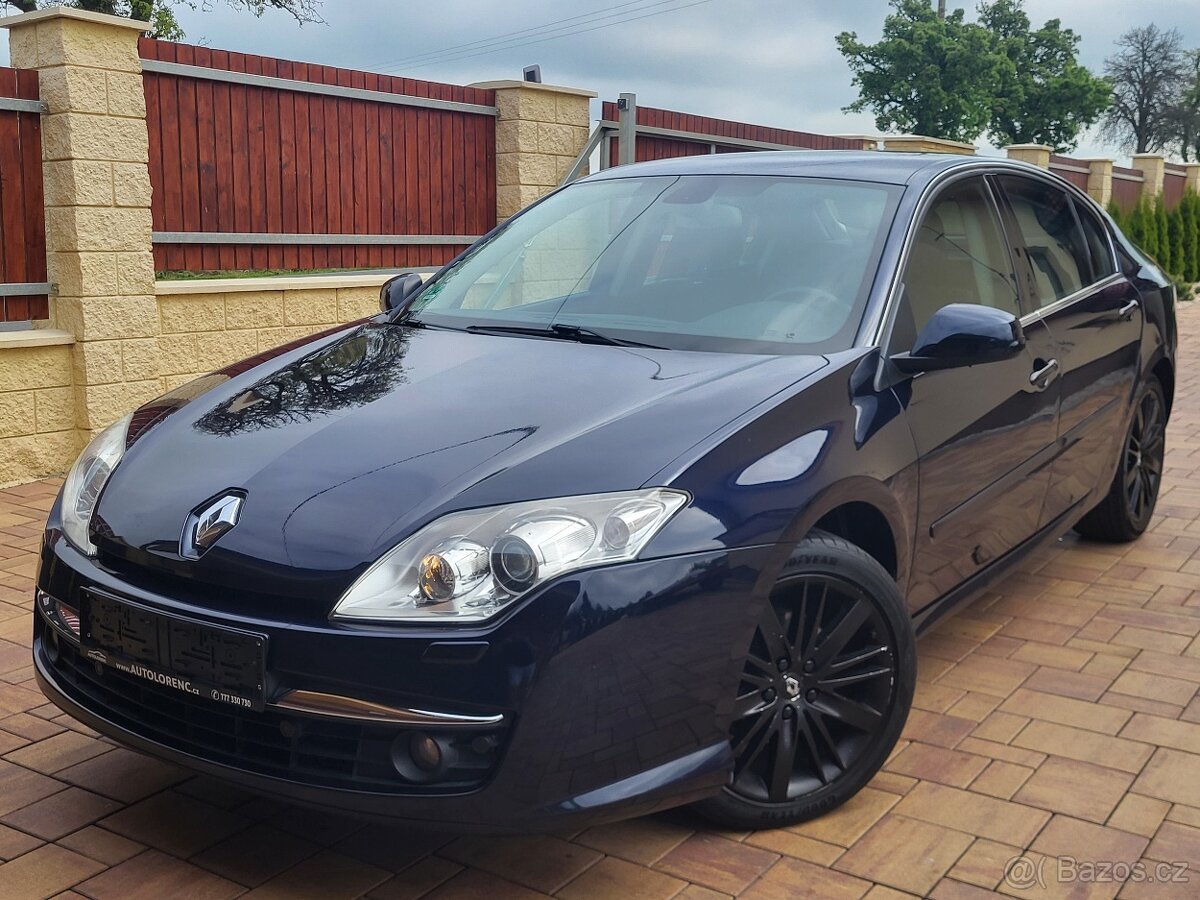 Renault Laguna III 2.0dCi 150PS Initiale - automat - tažné