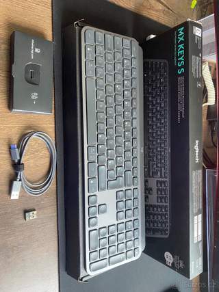 Logitech MX Keys S graphite