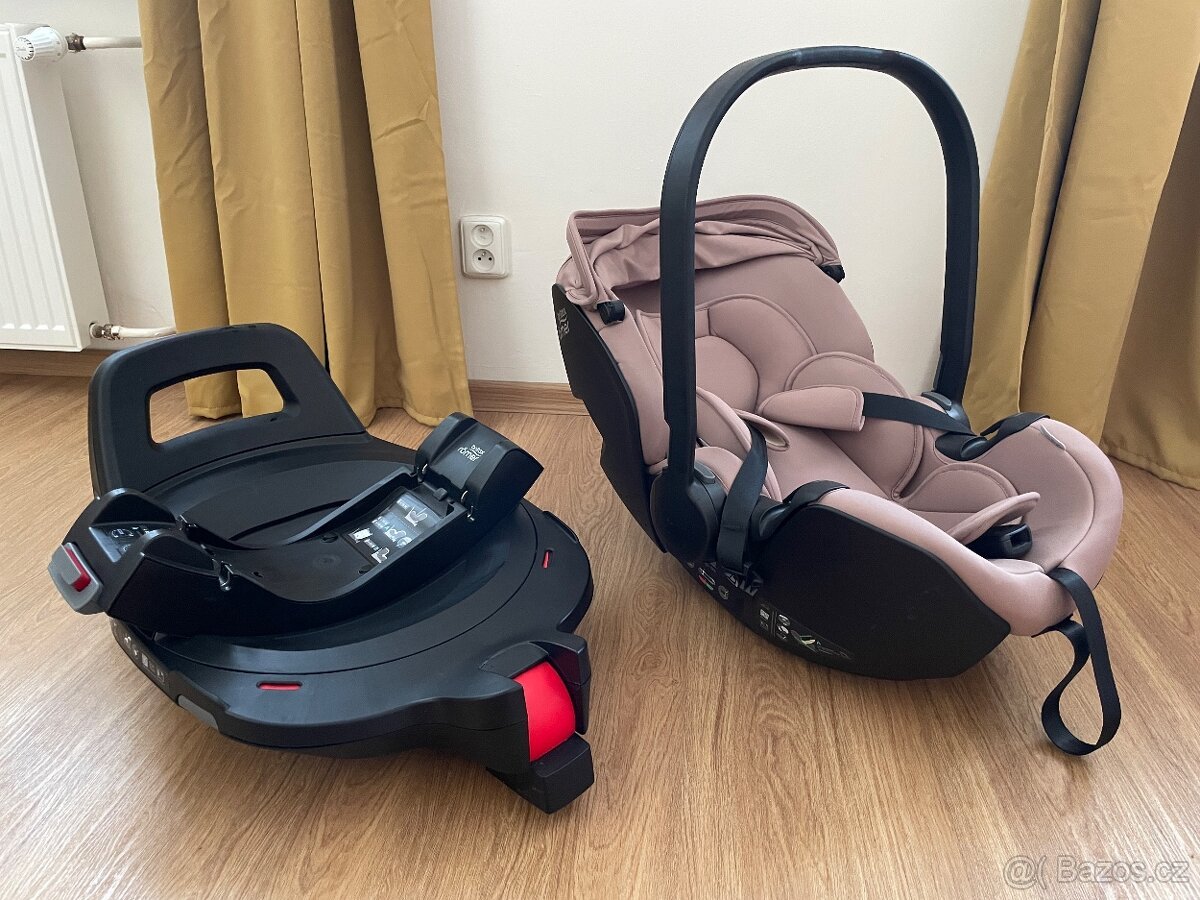 Autosedačka Baby-Safe Pro + Vario Base 5Z