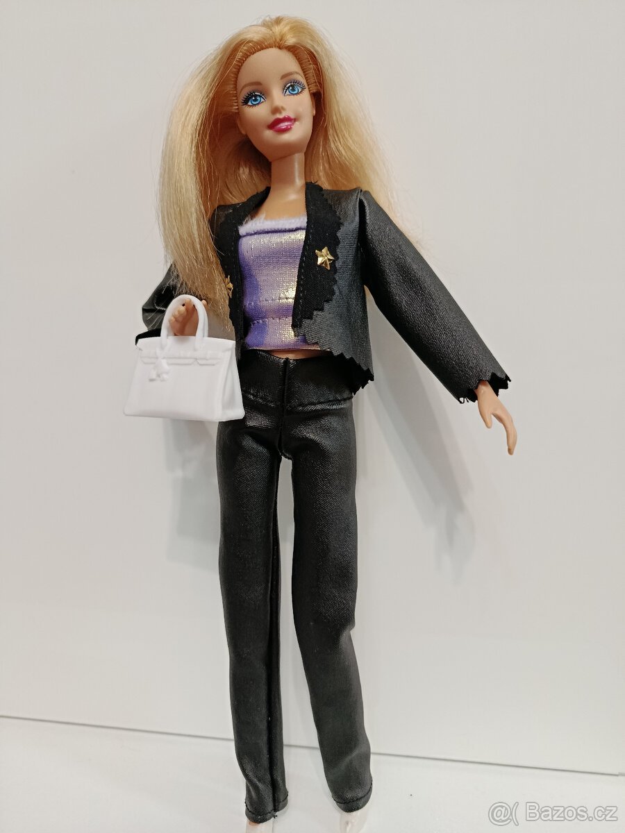 P Barbie Mattel