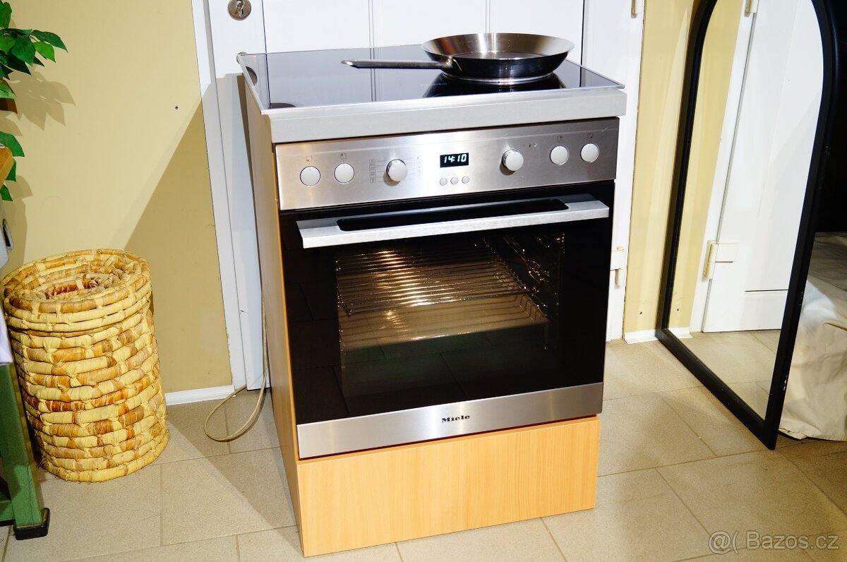 Miele nerezový vestavný sporák H 2164E, ližiny, indukční des