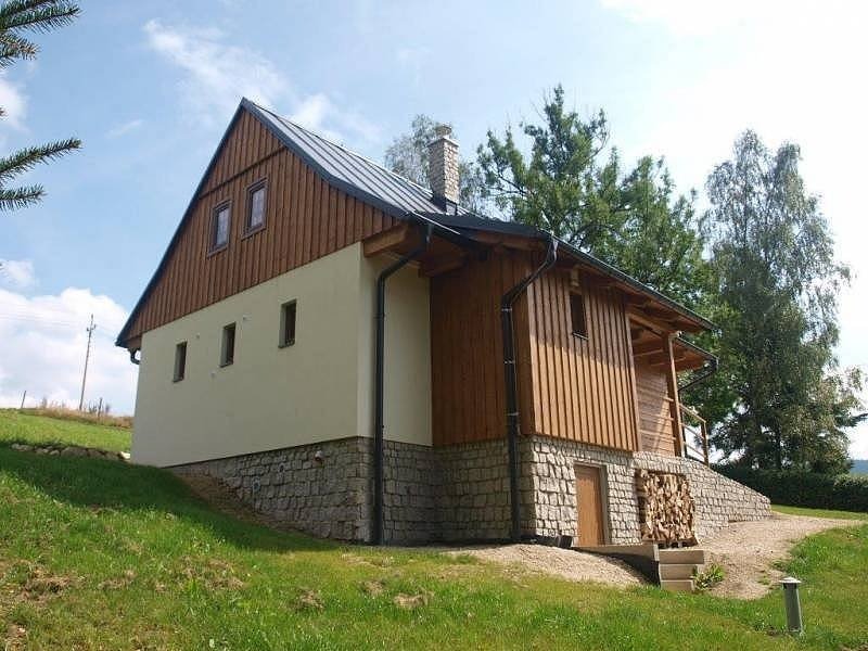 Prodej romantické chalupy v Jizerkách. Kolaudováno jako RD