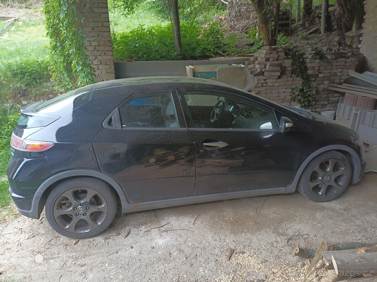 Honda Civic – 2006, 341 669 km
