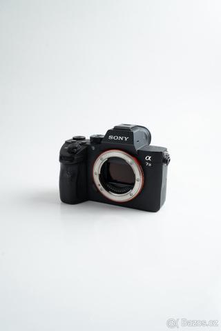 Sony Alpha A7III jako nová | ochranné sklo