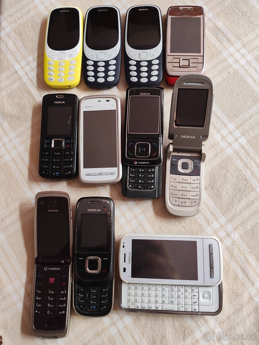 Mobilní tlačítkové telefony Nokia č.2