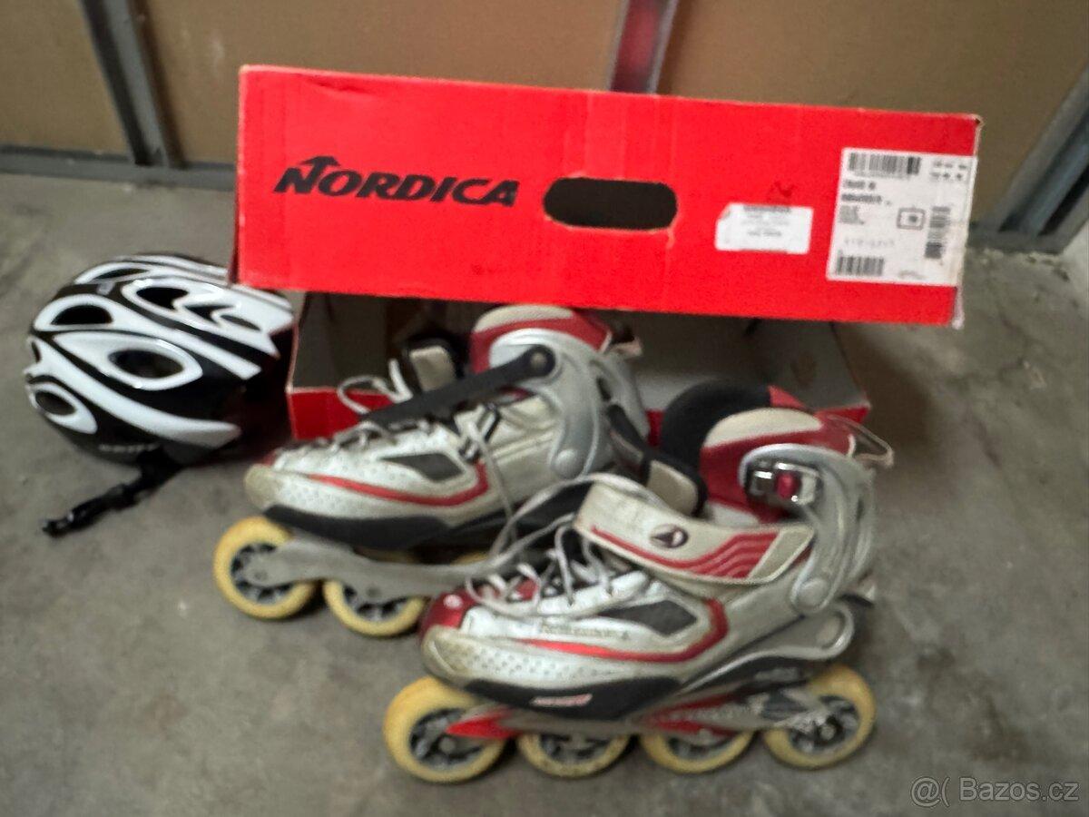 Koleckove brusle Roller Blade vel 43 a helma Zlin